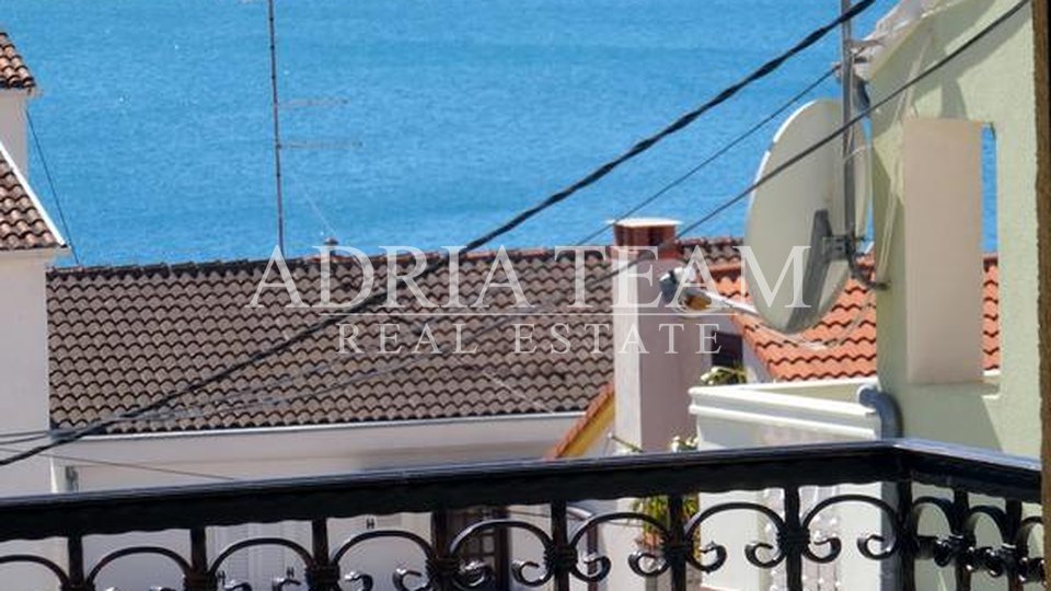 HOUSE WITH BEAUTIFUL ROOFTOP TERRACE, MURTER - TISNO