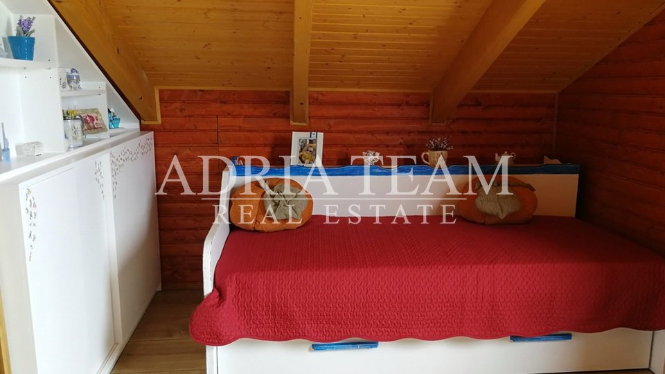 UNIQUE OPPORTUNITY! WOODEN HOUSE WITH A LARGE PROPERTY, ZADAR - BRIŠEVO