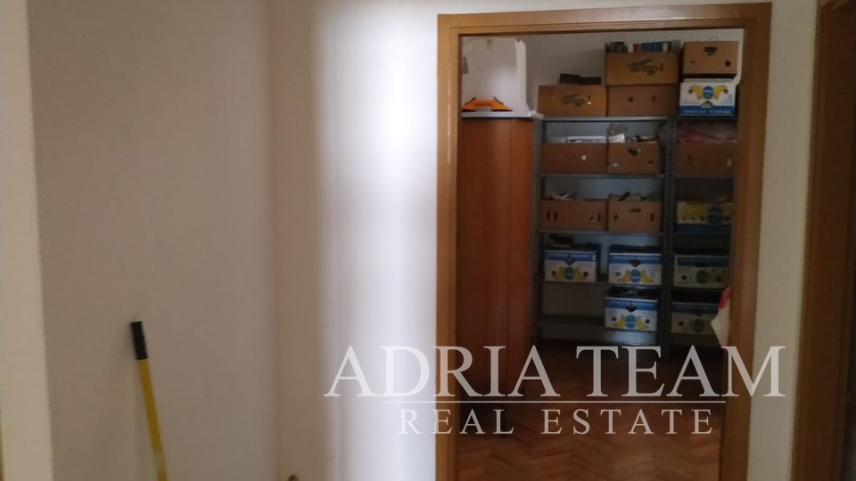 House, 438 m2, For Sale, Zadar - Bokanjac