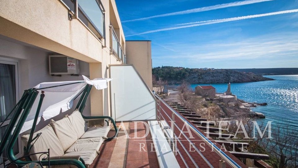 FENOMENALNA PRILIKA!! HOTEL 3***, FIRMA I KOMPLET INVENTAR, 1. RED DO MORA, TOP - POZICIJA, NOVIGRAD - ZADAR