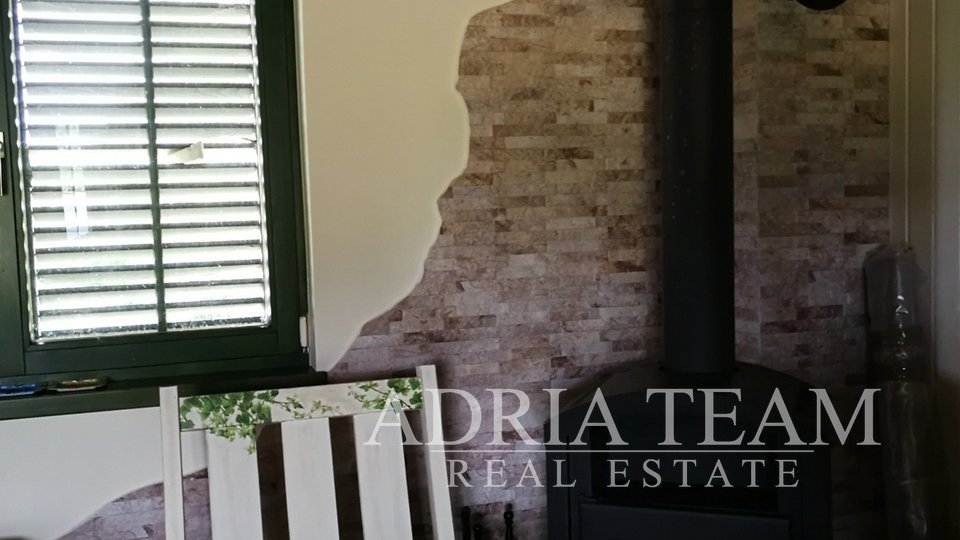 UNIQUE OPPORTUNITY! WOODEN HOUSE WITH A LARGE PROPERTY, ZADAR - BRIŠEVO
