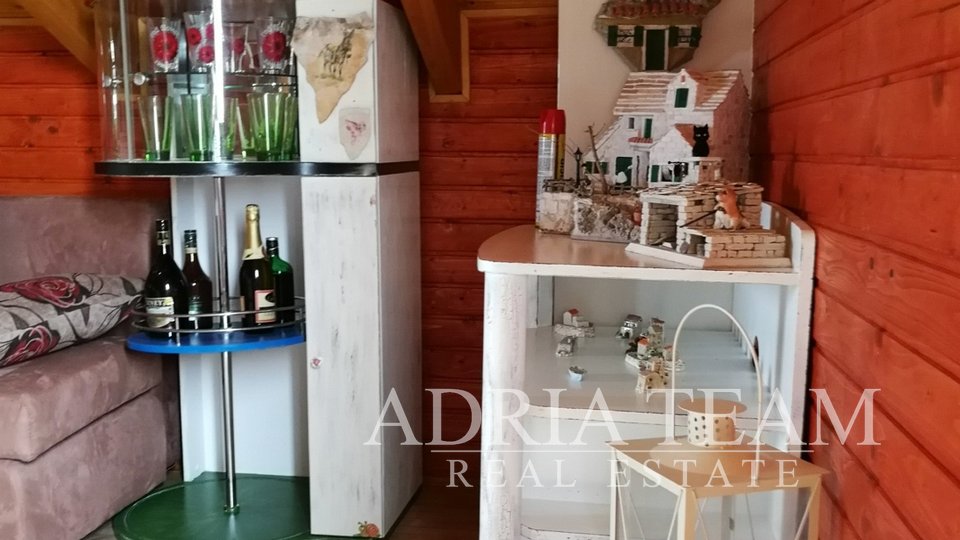 UNIQUE OPPORTUNITY! WOODEN HOUSE WITH A LARGE PROPERTY, ZADAR - BRIŠEVO