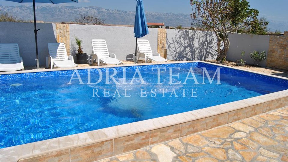APARTMENT HOUSE WITH POOL, QUIET POSITION, PAG - POVLJANA