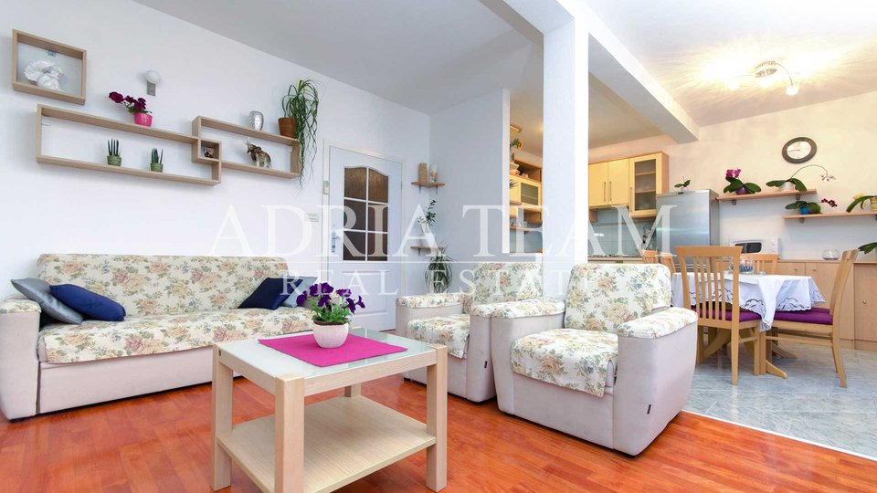 House, 342 m2, For Sale, Makarska