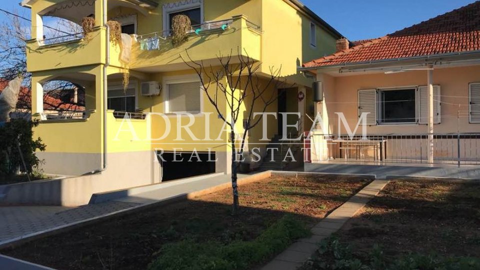 Haus, 270 m2, Verkauf, Zadar - Smiljevac