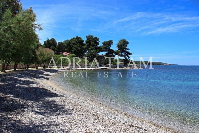 BUILDING LAND, QUIET POSITION, 100 M FROM THE SEA, MIRCA - SUPETAR