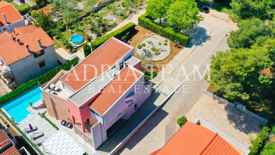 Haus, 310 m2, Verkauf, Zadar - Borik