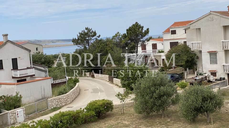 APARTMENT HOUSE WITH 6 APARTMENTS, 70 m FROM THE SEA, PAG - POVLJANA