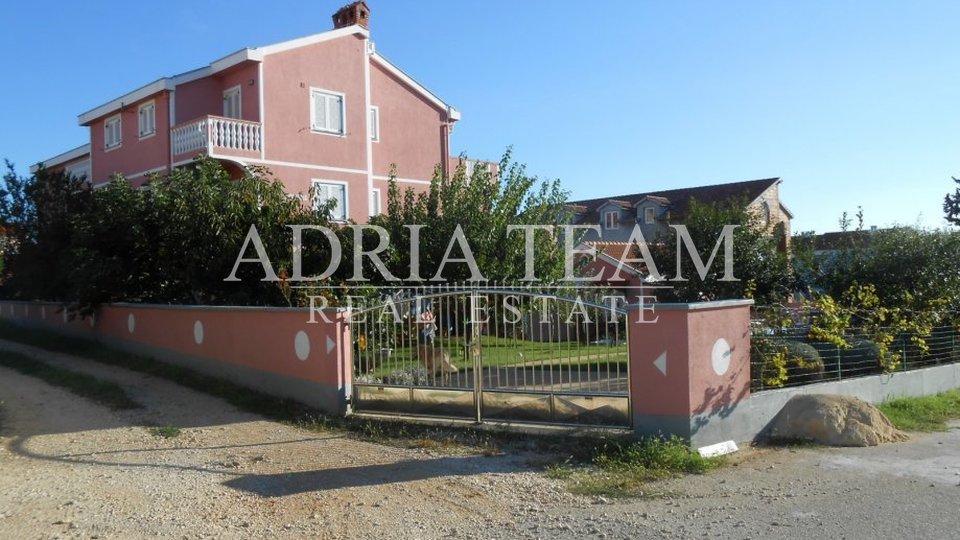 Haus, 566 m2, Verkauf, Zadar