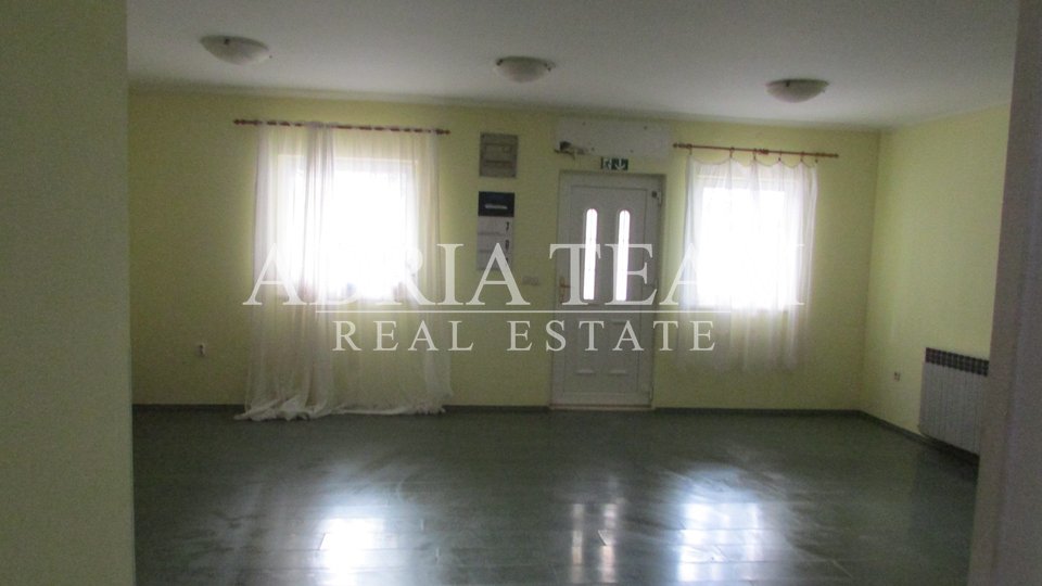 House, 785 m2, For Sale, Split - Slatine