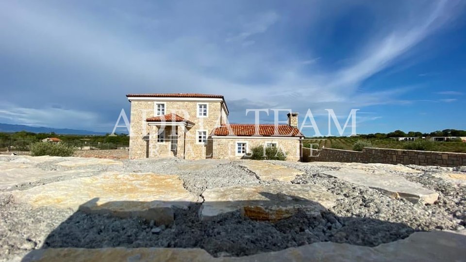Haus, 290 m2, Verkauf, Zadar - Briševo