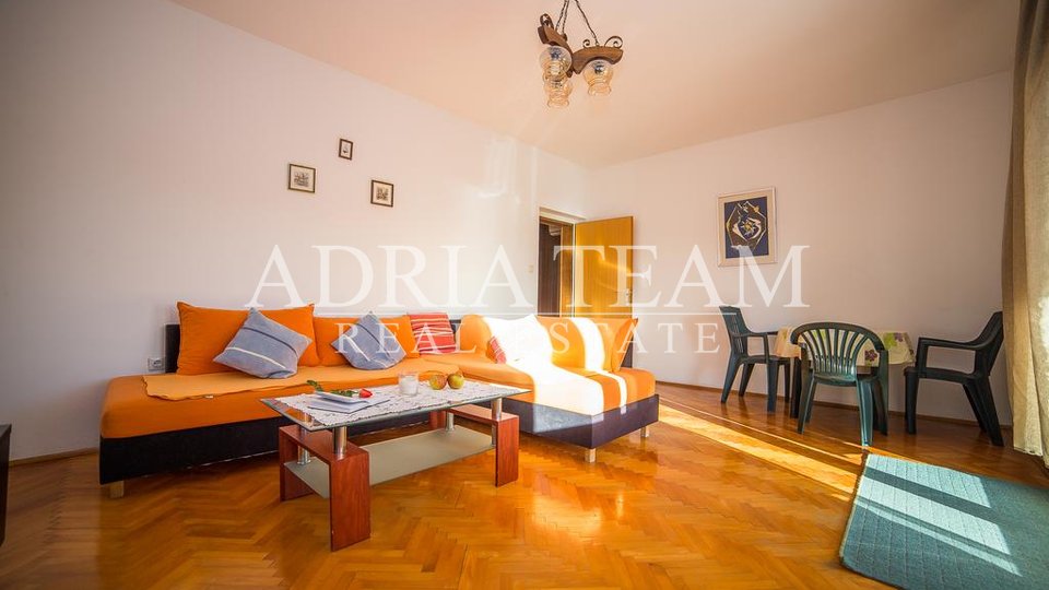 House, 939 m2, For Sale, Okrug - Okrug Gornji
