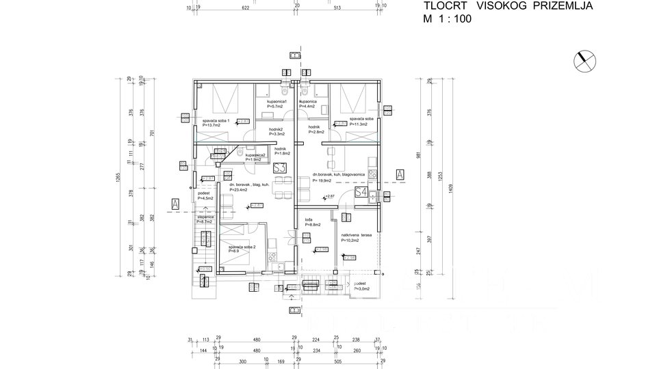 VILA S 8 APARTMÁNY A 2 BAZÉNY, PRIVLAKA - ZADAR!