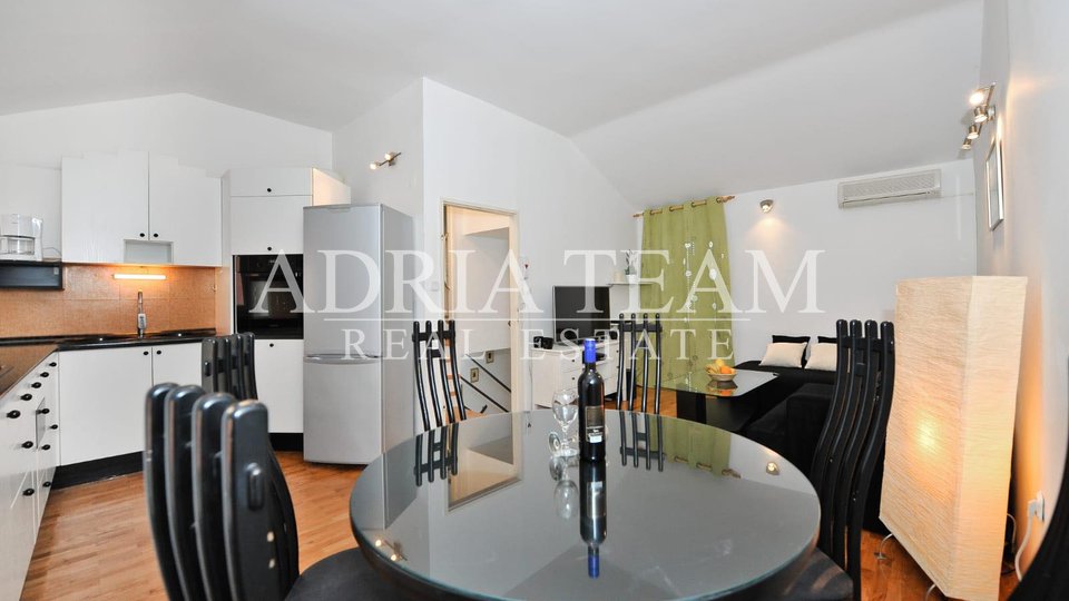 DUPLEX APARTMENT IN THE CENTER, COMPLETELY RENOVATED! GREAT OPPORTUNITY! ZADAR - PENINSULA