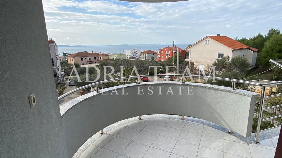 APARTMENT HOUSE ON PEACEFUL POSITION, 200 M FROM THE SEA, ZADAR - DIKLO