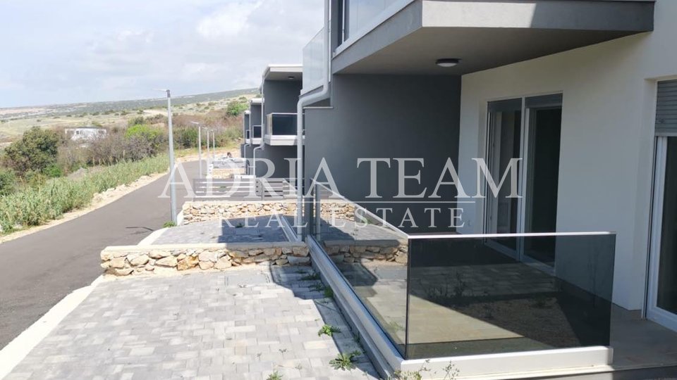 APARTMENTS WITH SEA VIEW! EXCELLENT POSITION! NEW BUILDING! PAG - SIMUNI