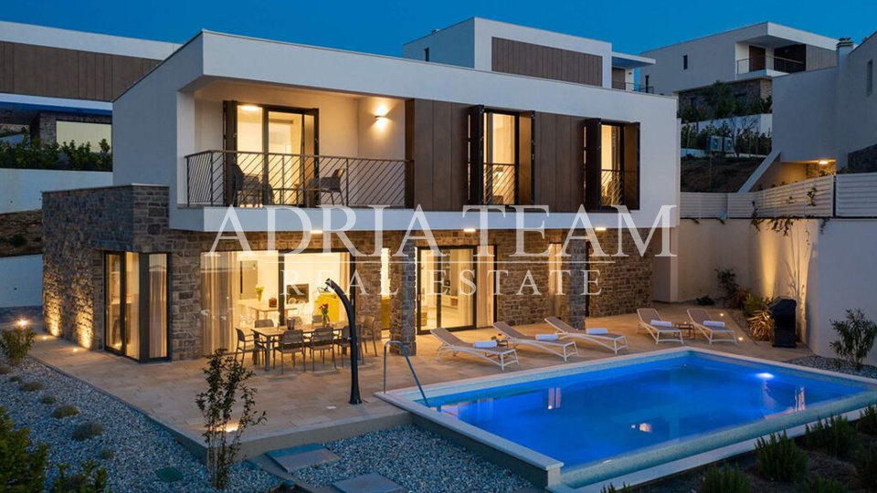 LUXURY VILLAS WITH POOL AND PANORAMIC SEA VIEW, PRIMOSTEN