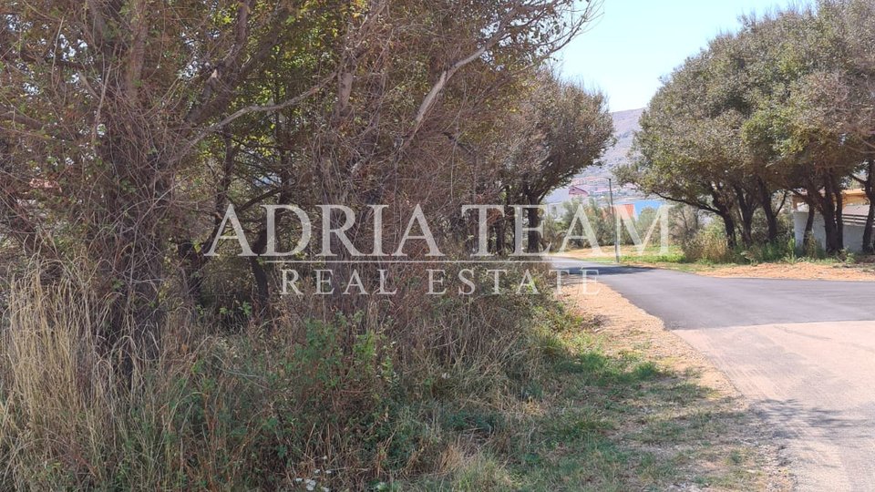 BUILDING LAND WITH SEA VIEW, 200 M FROM THE SEA, PAG