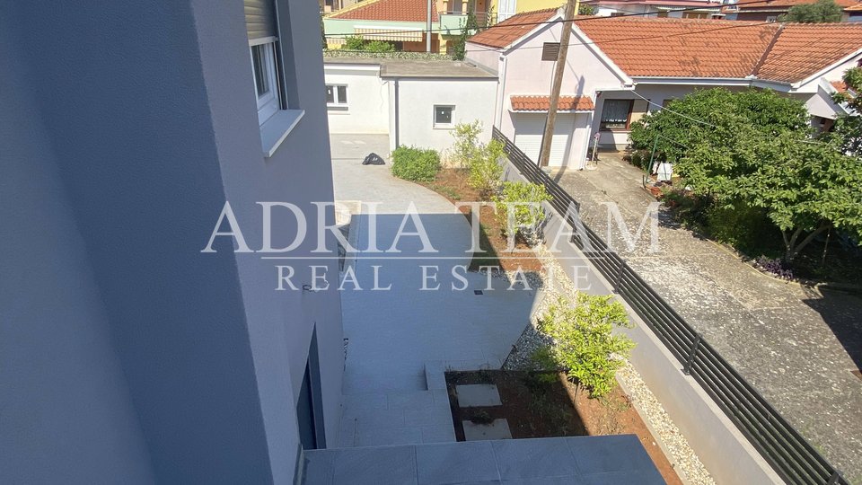 Haus, 230 m2, Verkauf, Zadar - Borik