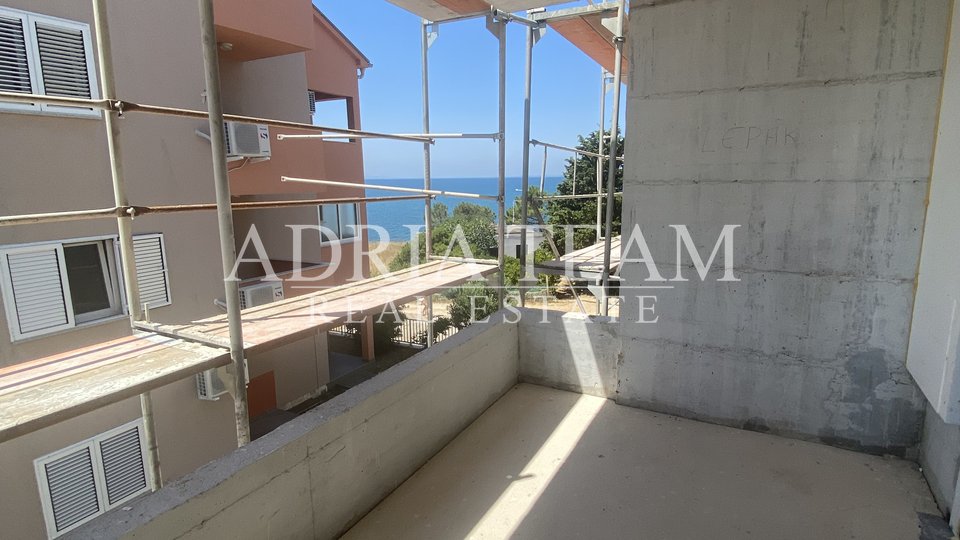 APARTMENTS IN NEW BUILDING, 50 M FROM THE SEA! EXCELLENT POSITION, POVLJANA - PAG