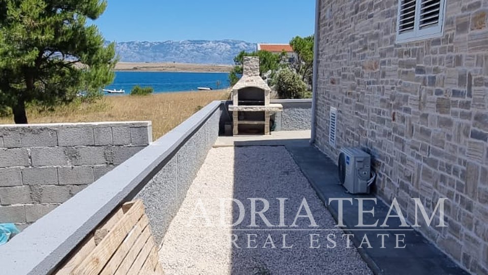 GROUND FLOOR HOUSE WITH GARDEN, 50 M FROM THE SEA, VIR