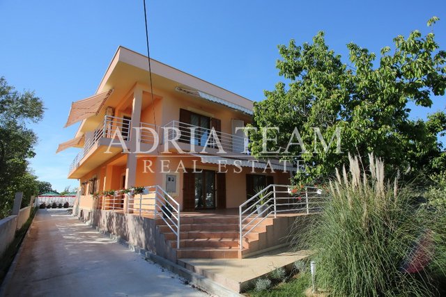 APARTMENT HOUSE IN THE SURROUNDINGS OF ZADAR