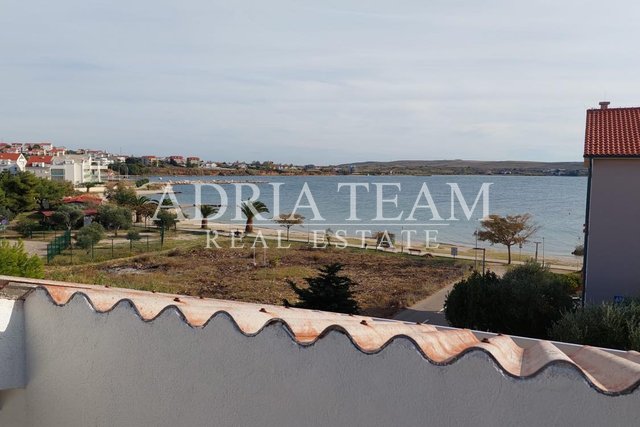 APARTMENT WITH 2 BEDROOMS AND SEA VIEW, 50 M FROM THE SEA, POVLJANA - PAG