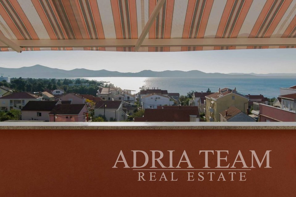 APARTMENT WITH 4 BEDROOMS AND BEAUTIFUL SEA VIEW, ZADAR DIKLO Adria