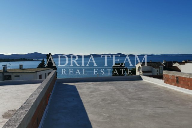 APARTMENTS IN NEW BUILDING, TOP LOCATION !! 60 M FROM THE SEA !! DIKLO - ZADAR