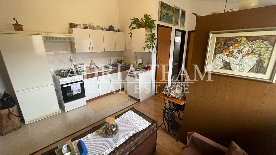 COMFORTABLE TWO BEDROOM APARTMENT WITH BEAUTIFUL VIEW ON MEDVEDNICA - MIKULIĆI, ZAGREB