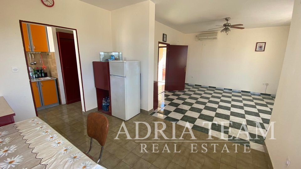 HOUSE WITH SEA VIEW AND LARGE YARD, NOVIGRAD - ZADAR