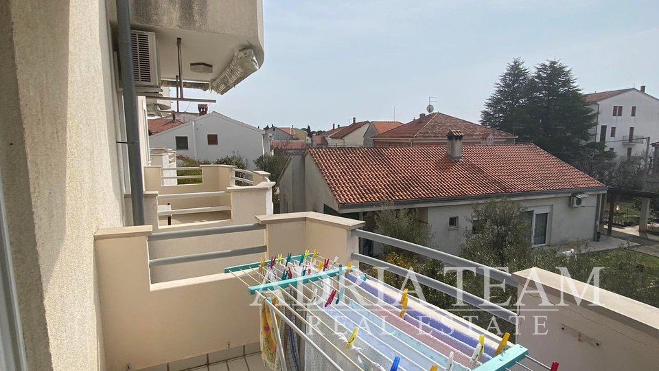 TŘÍPOKOJOVÝ BYT S GARÁŽOVÝM MÍSTEM, VÝBORNÝ PRO RODINU! - ZADAR, MOCIRE