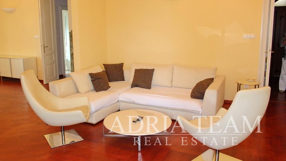 APARTMAN, CENTAR, ODLIČNA LOKACIJA - OPATIJA