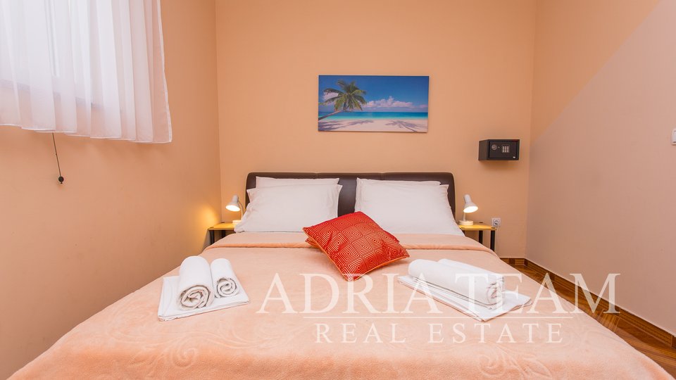 RODINNÝ HOTEL V ATRAKTIVNÍ ČÁSTI MĚSTA BLÍZKO MOŘE - PUNTAMIKA, ZADAR
