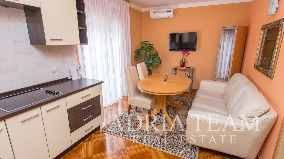RODINNÝ HOTEL V ATRAKTIVNÍ ČÁSTI MĚSTA BLÍZKO MOŘE - PUNTAMIKA, ZADAR