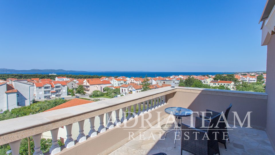 RODINNÝ HOTEL V ATRAKTIVNÍ ČÁSTI MĚSTA BLÍZKO MOŘE - PUNTAMIKA, ZADAR