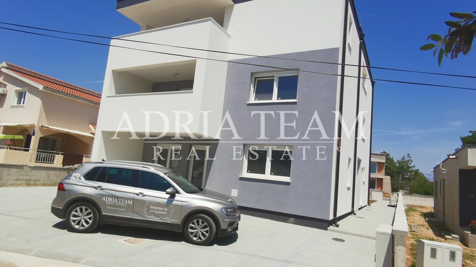 APARTMENT, NEW CONSTRUCTION, 200 m FROM THE SEA - VIR