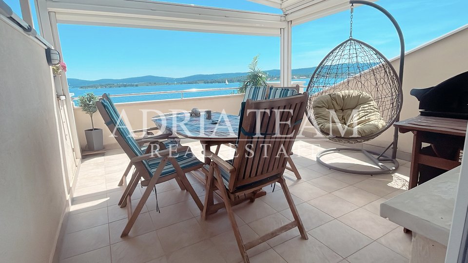 APARTMENT, 1ST ROW TO THE SEA, ON A BEAUTIFUL BEACH WITH BIG TERRACE - TURANJ