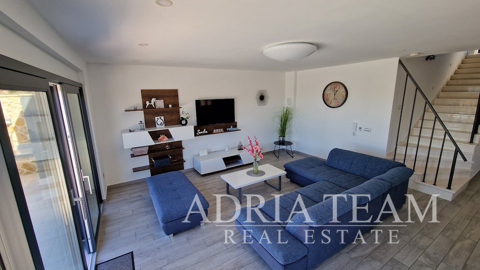 LUXURY VILLA WITH POOL AND BEAUTIFUL SEA AND MOUNTAIN VIEW - ROVANJSKA - ZADAR