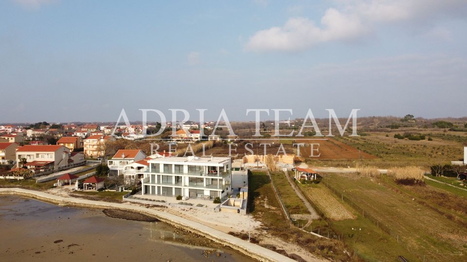 APARTMENTS IN NEW CONSTRUCTION, 65 m FROM THE SEA - PRIVLAKA