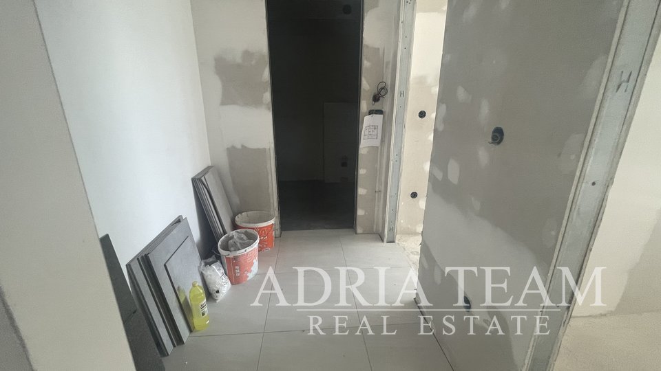 LUXURY APARTMENTS IN A RESIDENTIAL BUILDING, 70M FROM THE SEA - PRIVLAKA - ZADAR