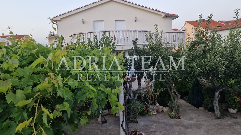 House, 325 m2, For Sale, Vodice
