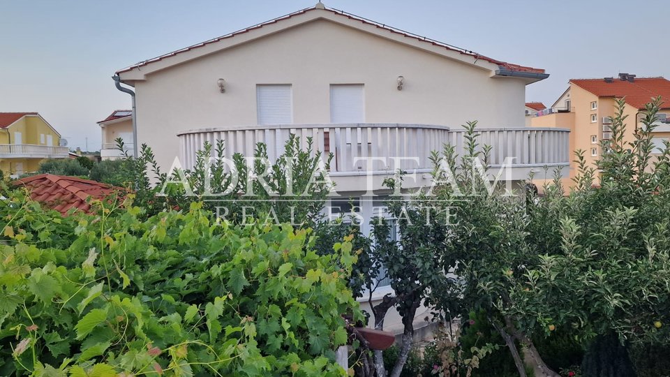 House, 325 m2, For Sale, Vodice