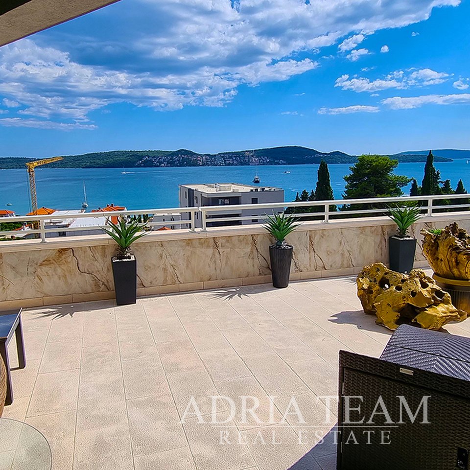 Vyhledávání nemovitostí Prodej / Apartmán Adria Team Real Estate