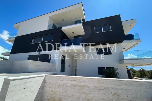 APARTMENTS 100 m FROM THE SEA, NEW BUILDING - MANDRE, PAG