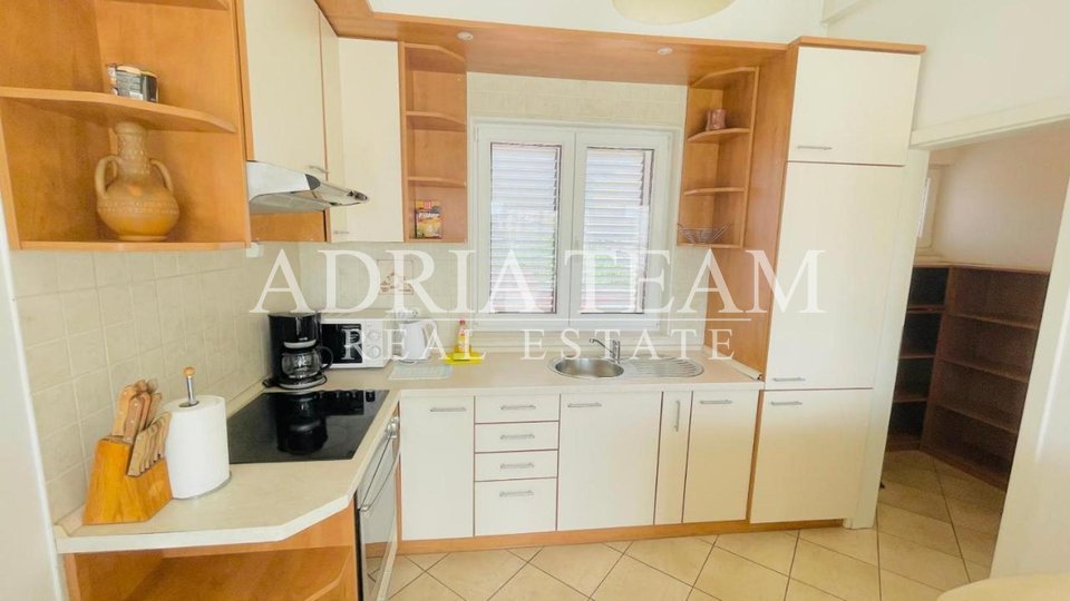 House, 587 m2, For Sale, Zadar - Brodarica