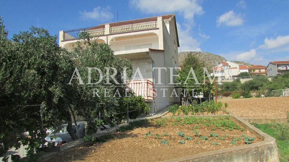 House, 485 m2, For Sale, Trogir