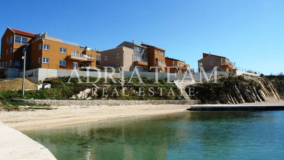 APARTMENTS WITH BEAUTIFUL VIEW, NEAR THE BEACH