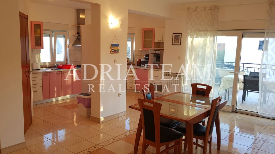 House, 650 m2, For Sale, Zadar - Diklo