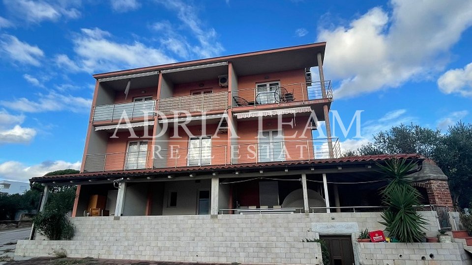 TWO-STORY APARTMENT WITH SEA VIEW - NOVALJA, PAG